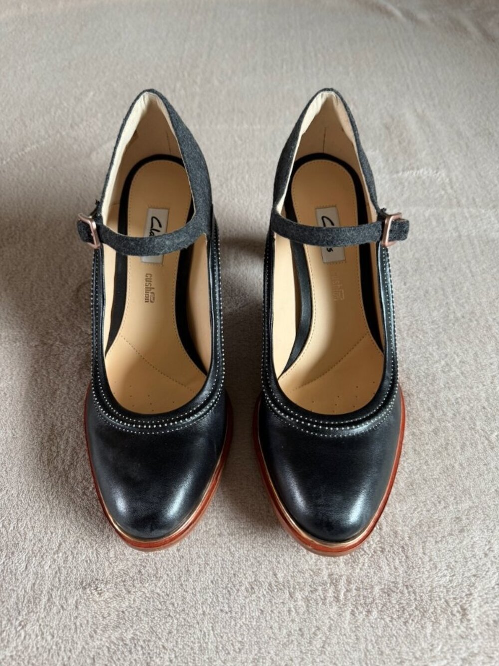 Clarks Cushion Plus Ellis Mae Black/Grey Combi Leather Pumps size 9.5, with box